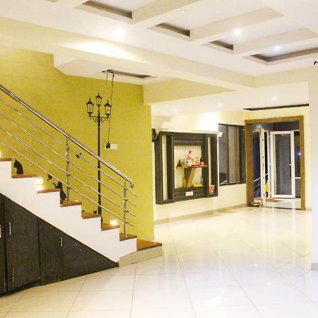 Golden Valley Resort Mahābaleshwar Esterno foto